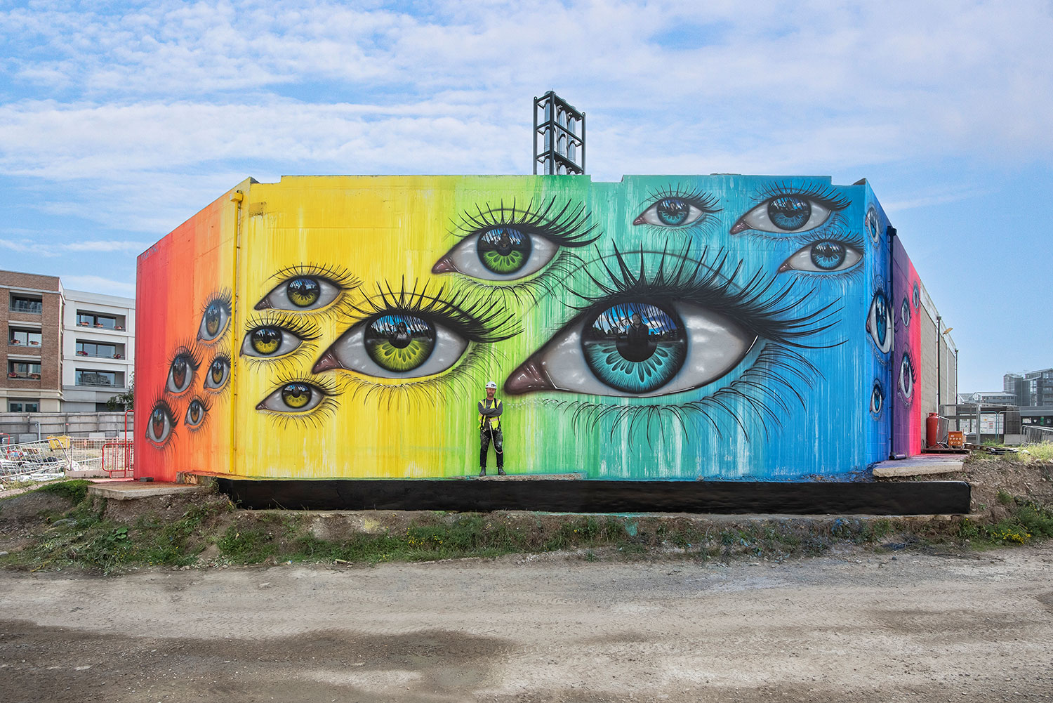 STRIKIING MURAL BY MY DOG SIGHS UNVEILED AT CHIMNEY WALK - Sugar House ...