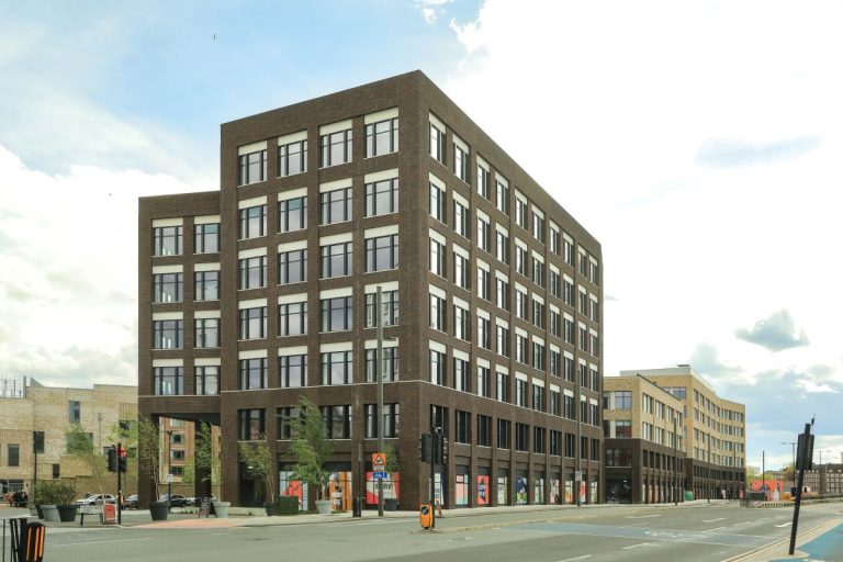 TWO NEW LEASES STRENGTHEN SUGAR HOUSE ISLAND’S BUSINESS AND EDUCATION COMMUNITY 1 ChimneyWalk Exteriors resized